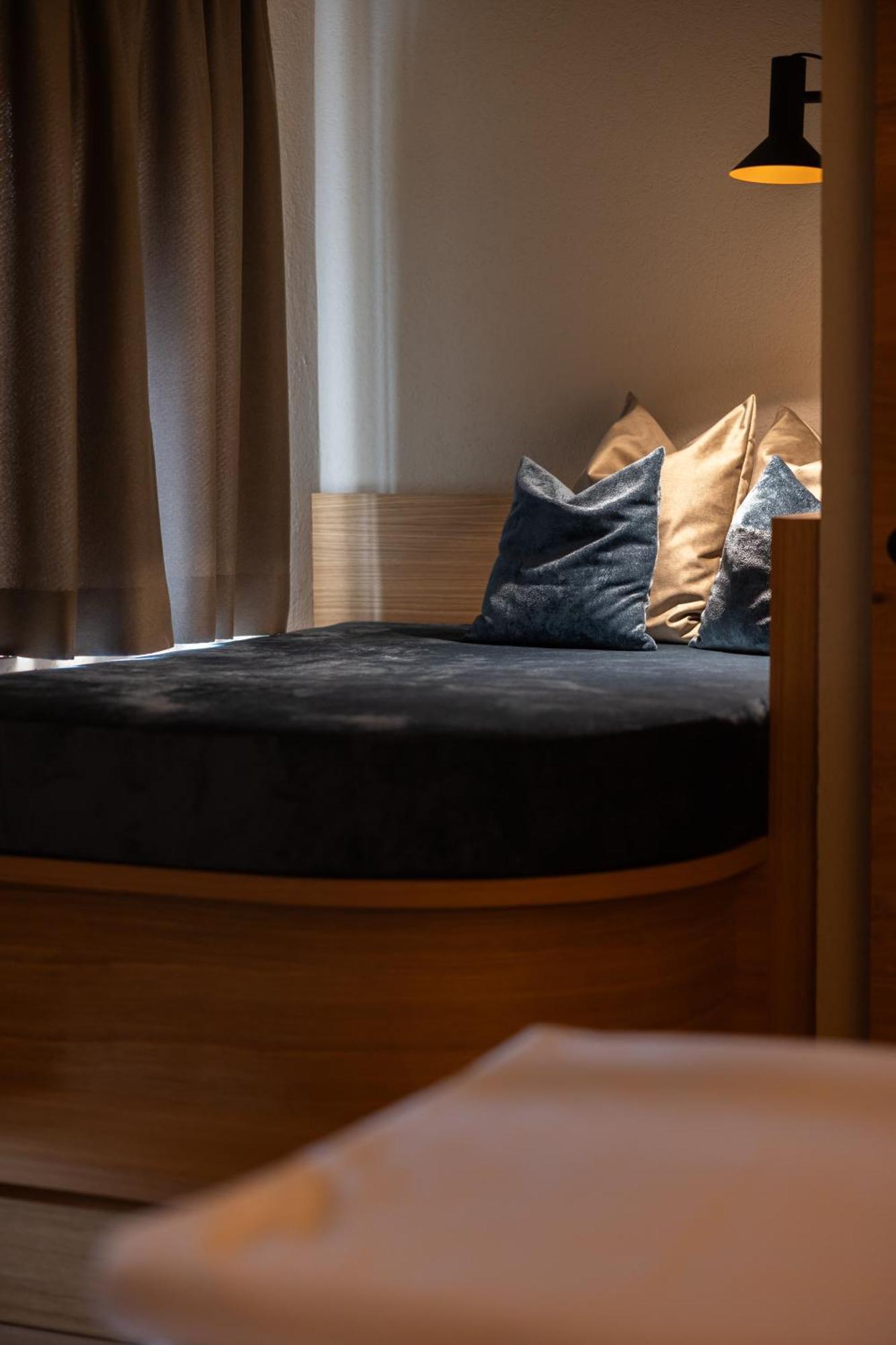 Hotel Zum Mohren Reutte Exteriör bild