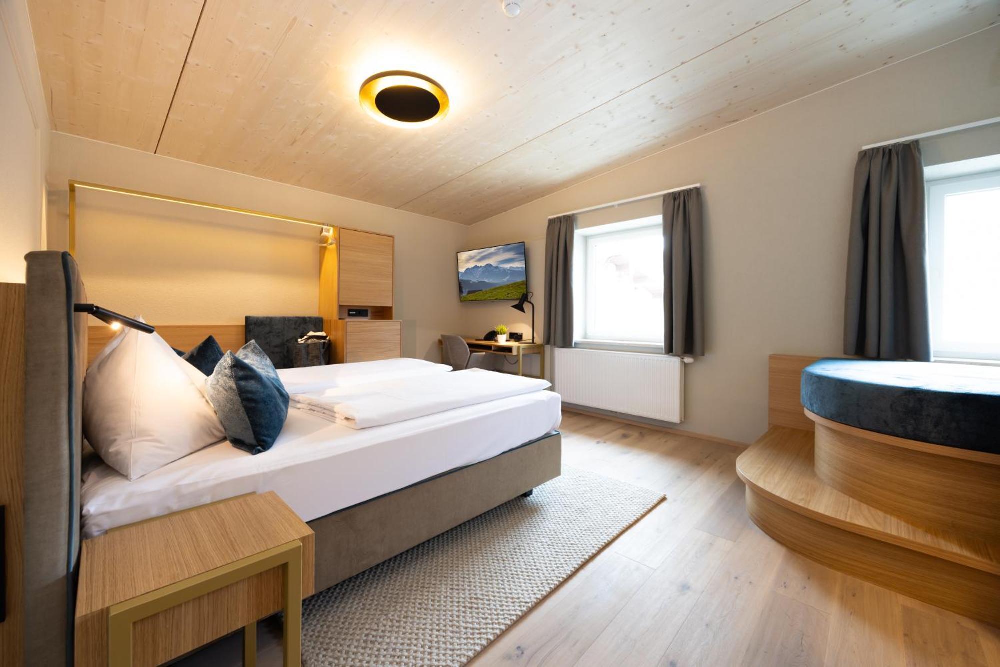 Hotel Zum Mohren Reutte Exteriör bild