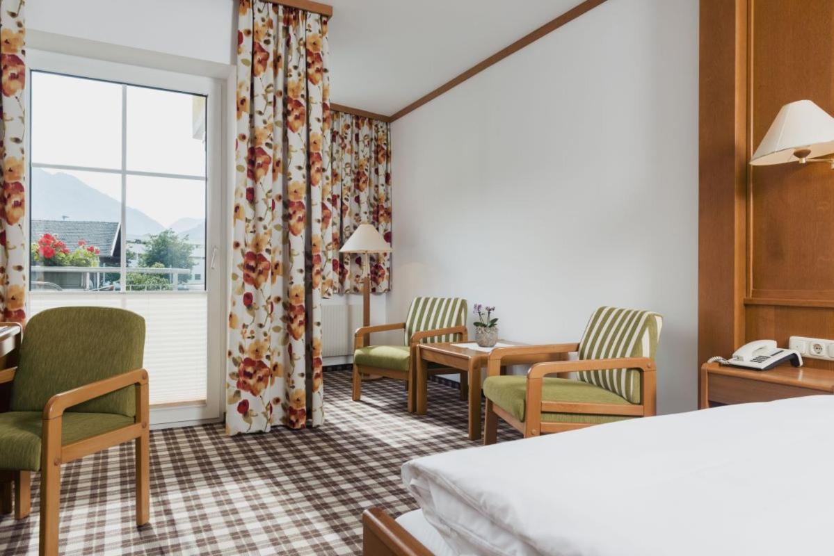 Hotel Zum Mohren Reutte Exteriör bild