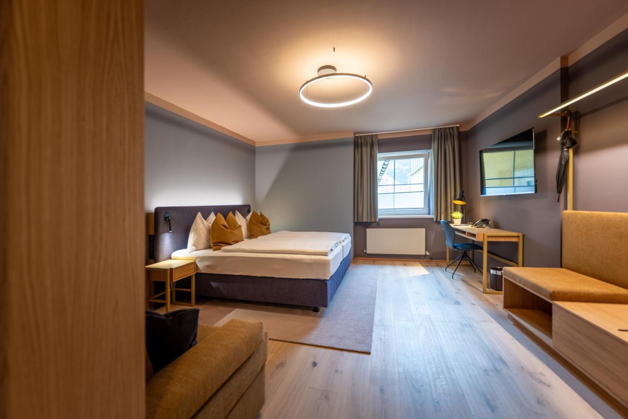 Hotel Zum Mohren Reutte Exteriör bild